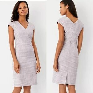 Ann Taylor V-Neck Plaid Sheath Dress Lavender Size 12
